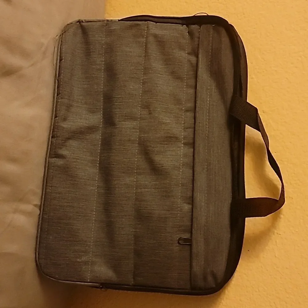 Medium and Small grey thin Polyester carry bag for Ipad or electronic tablet